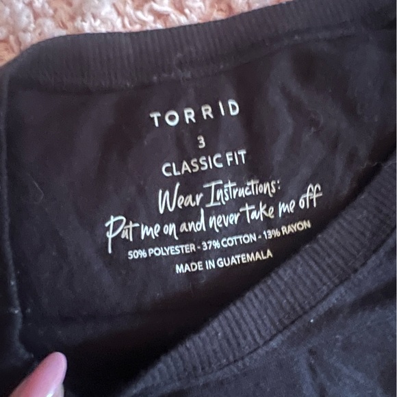 Torrid tshirt size 3 - Picture 2 of 2